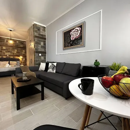 Апартаменты Artistic Escape *